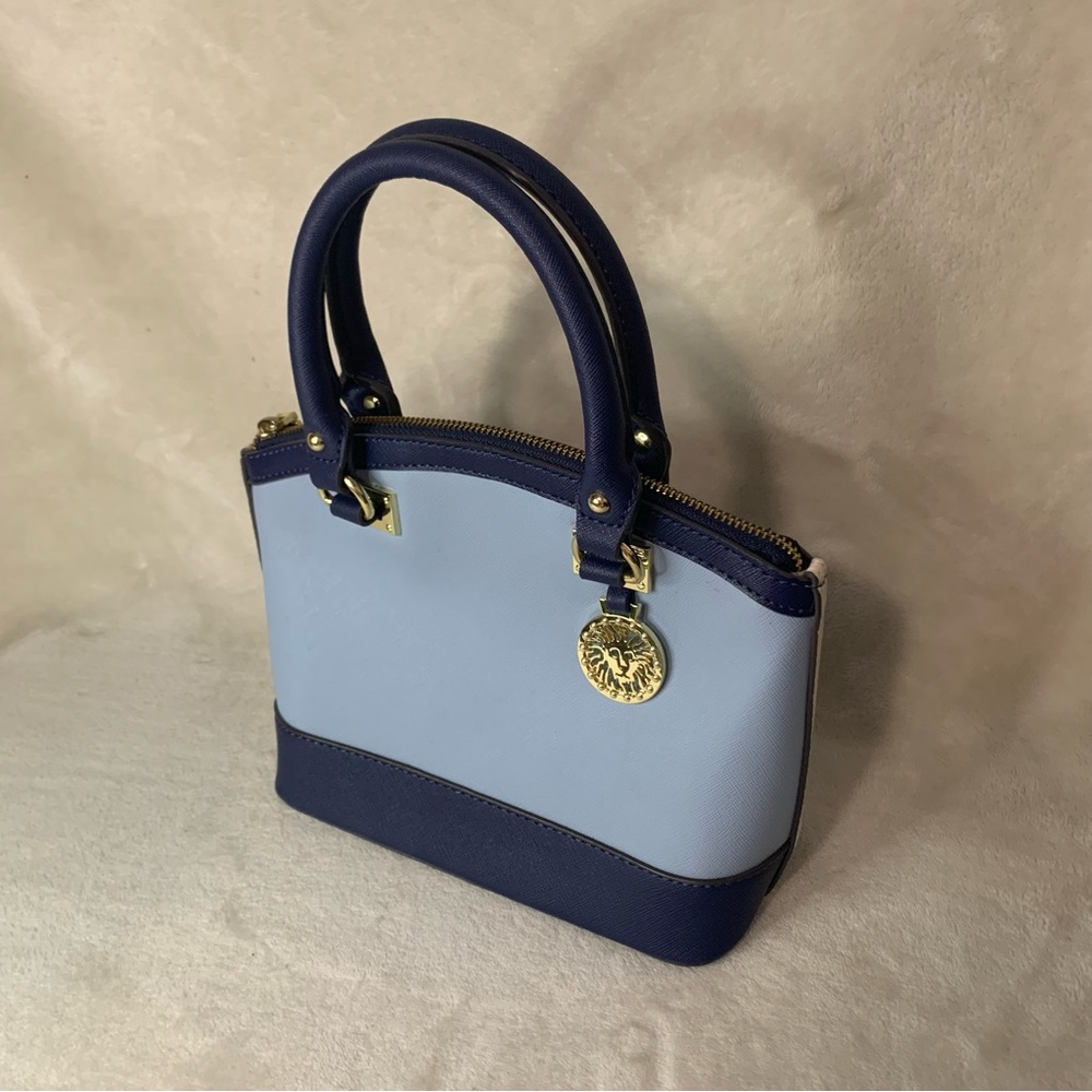 Two toned blue purse